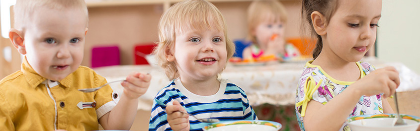 kinderen in de crèche